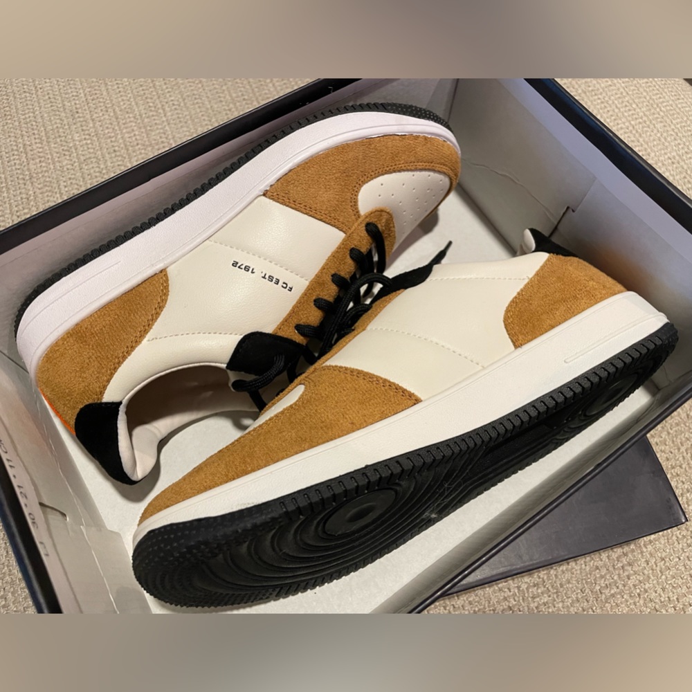 French Connection - Picture 4 of 5